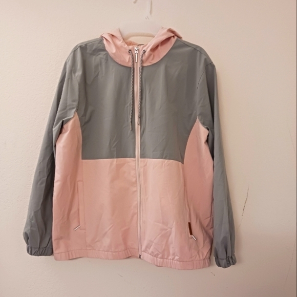Voyager Women's Windbreaker Hooded Jacket Size Medium - Picture 1 of 14